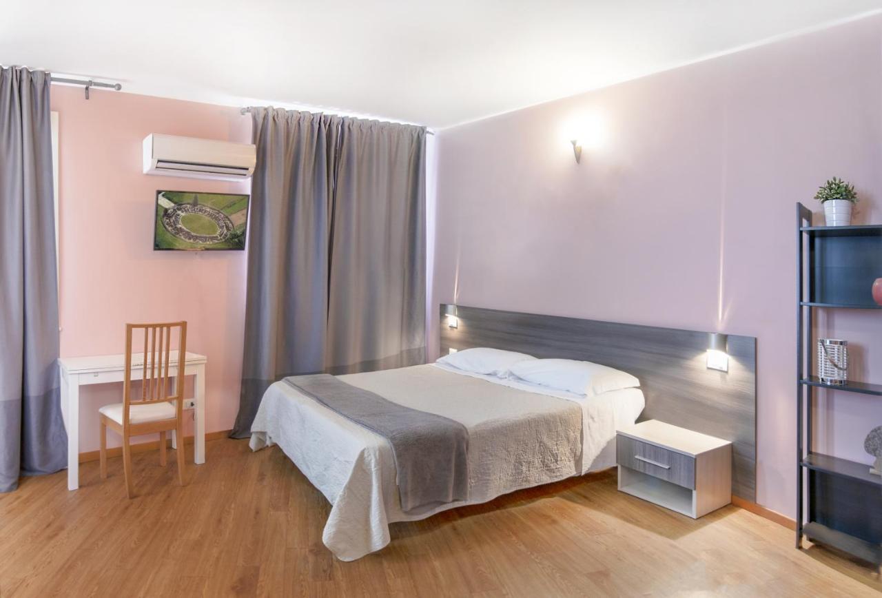 Al Borgo Aparthotel Sarzana Exterior photo